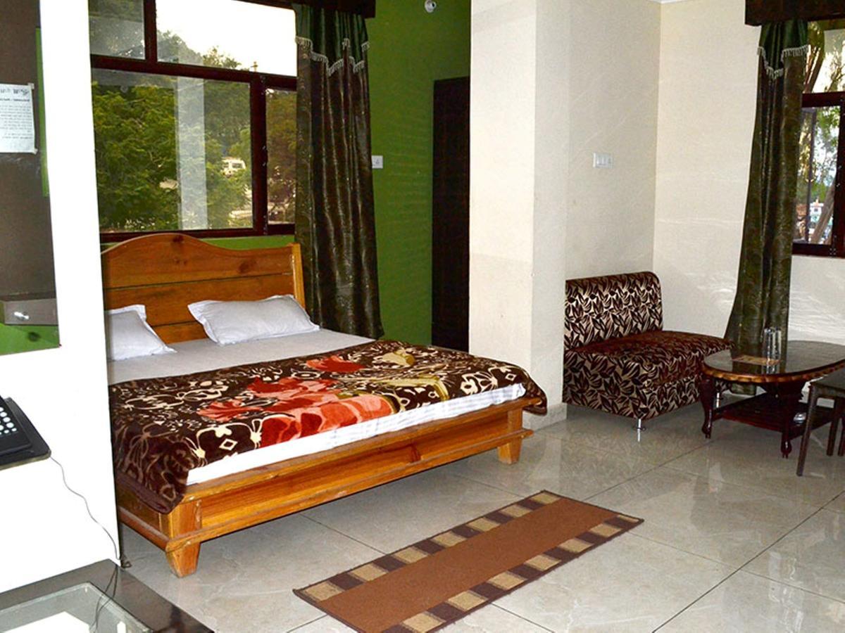 Oyo 37525 Hotel Mall Palace Pithorāgarh Exterior foto