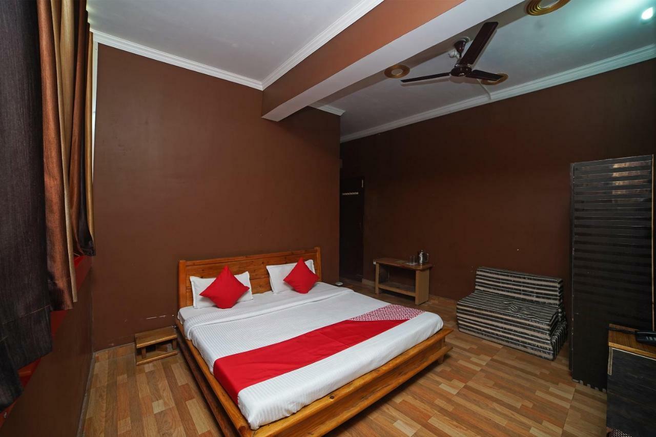 Oyo 37525 Hotel Mall Palace Pithorāgarh Exterior foto