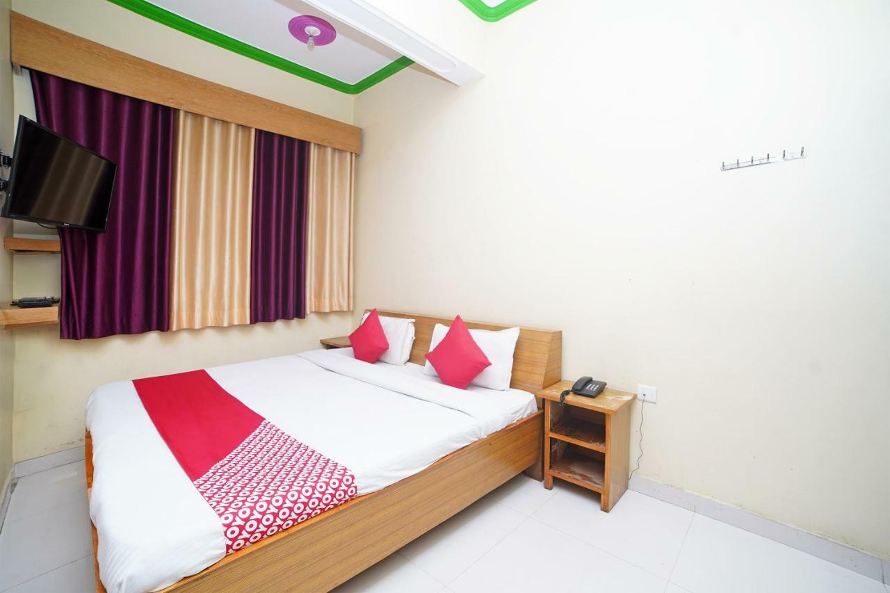 Oyo 37525 Hotel Mall Palace Pithorāgarh Exterior foto
