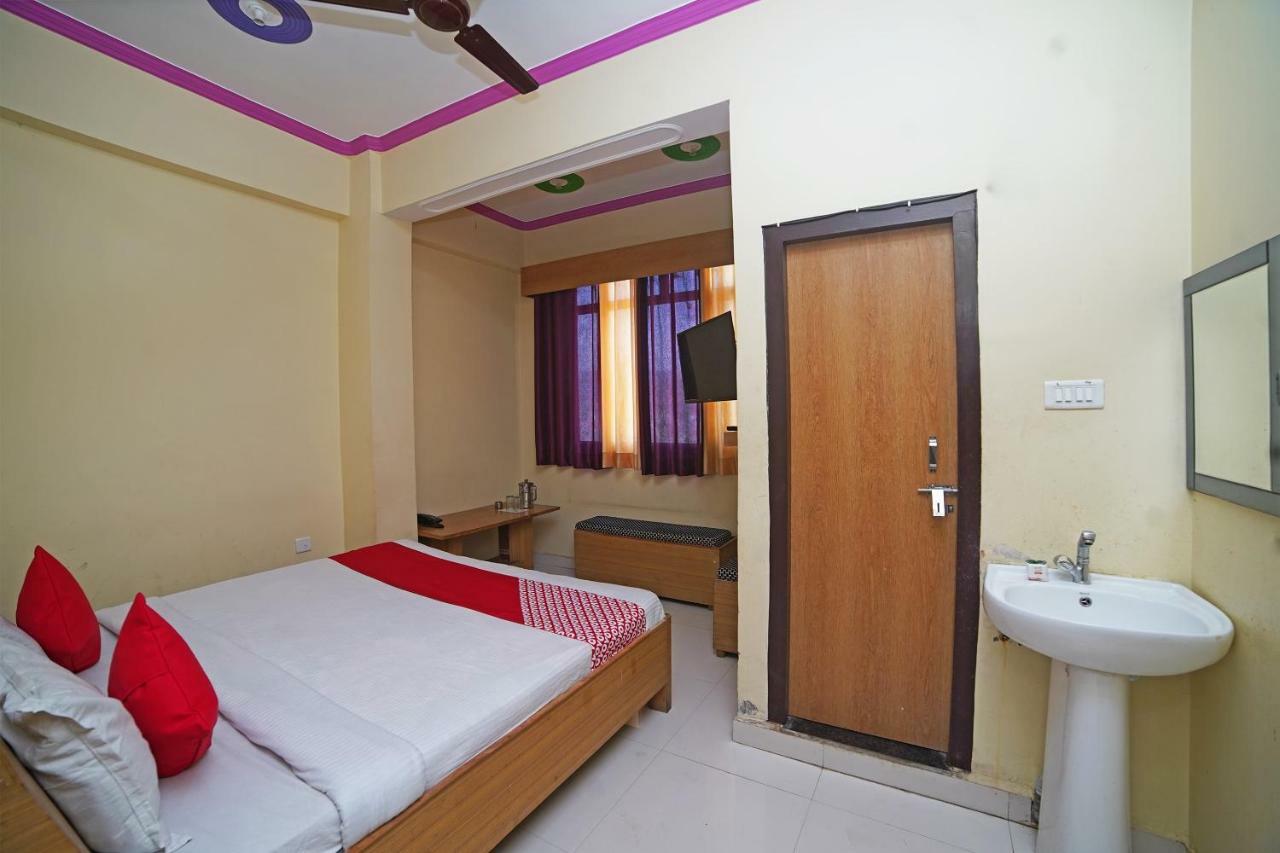 Oyo 37525 Hotel Mall Palace Pithorāgarh Exterior foto